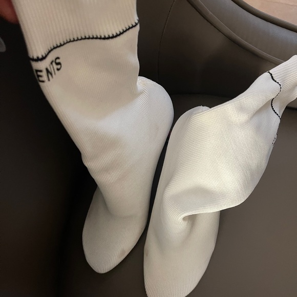 Vetements sock heels boots white with pink rose heels - Picture 4 of 8